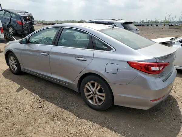 5NPE24AF2HH535923 2017 HYUNDAI SONATA - Image 2