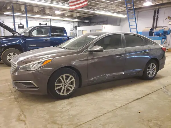 5NPE24AF2HH542449 2017 HYUNDAI SONATA - Image 1