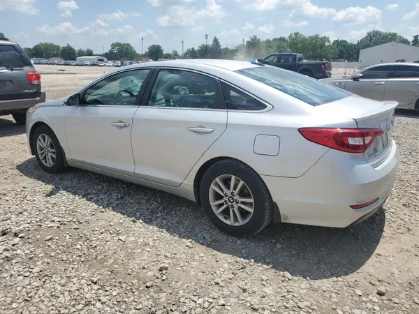5NPE24AF2HH545027 2017 HYUNDAI SONATA - Image 2
