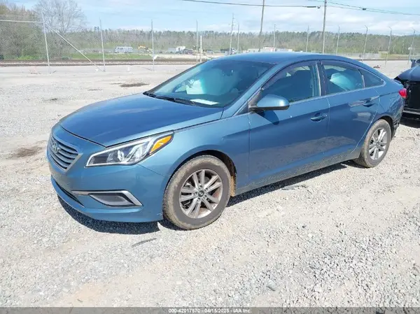 5NPE24AF2HH545061 2017 HYUNDAI SONATA - Image 2