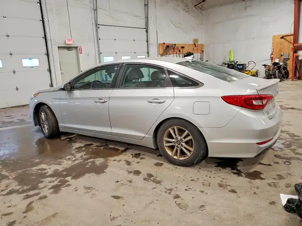 5NPE24AF2HH546467 2017 HYUNDAI SONATA - Image 2