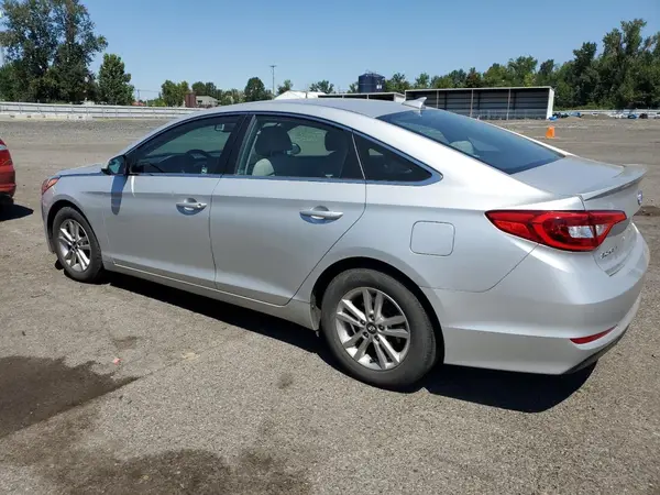 5NPE24AF2HH546663 2017 HYUNDAI SONATA - Image 2