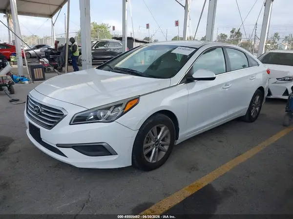 5NPE24AF2HH548283 2017 HYUNDAI SONATA - Image 2