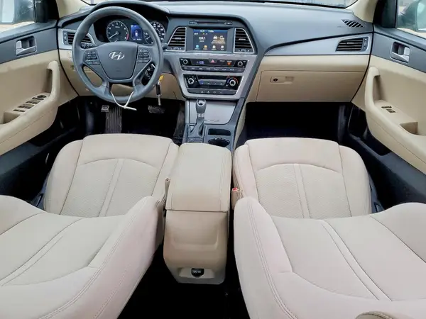 5NPE24AF2HH550728 2017 HYUNDAI SONATA - Image 8