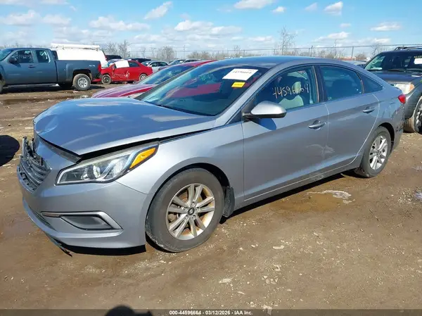 5NPE24AF2HH551748 2017 HYUNDAI SONATA - Image 2