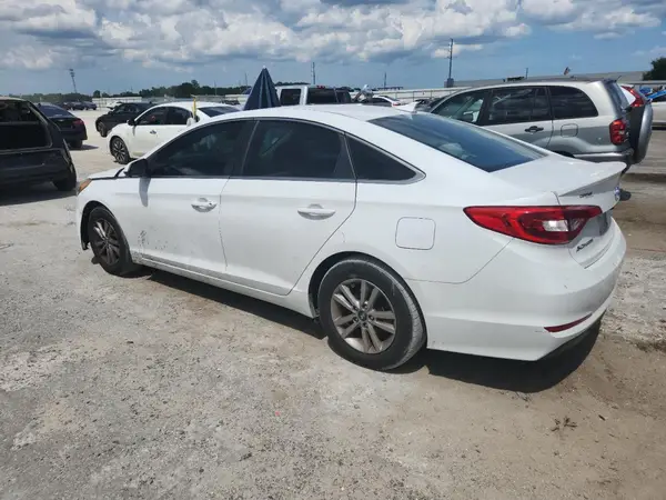 5NPE24AF2HH552768 2017 HYUNDAI SONATA - Image 2
