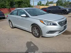 5NPE24AF2HH552785 2017 HYUNDAI SONATA