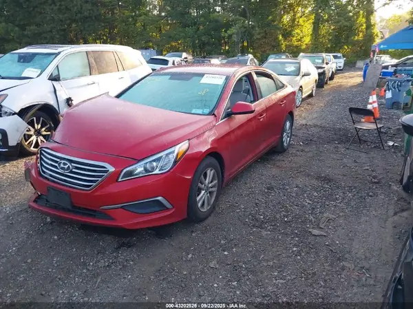 5NPE24AF2HH554147 2017 HYUNDAI SONATA - Image 2