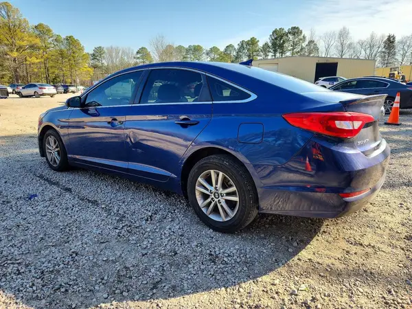5NPE24AF2HH554455 2017 HYUNDAI SONATA - Image 2