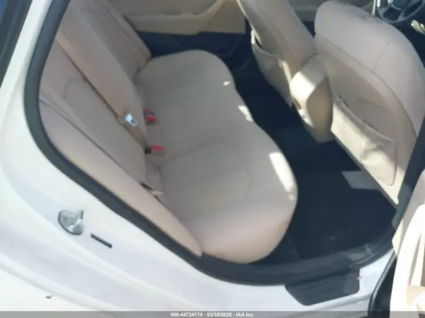 5NPE24AF2HH554651 2017 HYUNDAI SONATA - Image 8