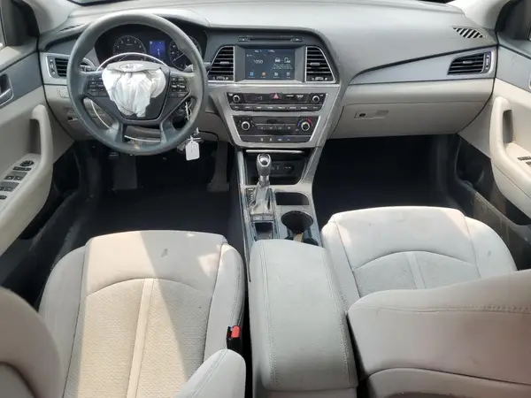 5NPE24AF2HH555668 2017 HYUNDAI SONATA - Image 8