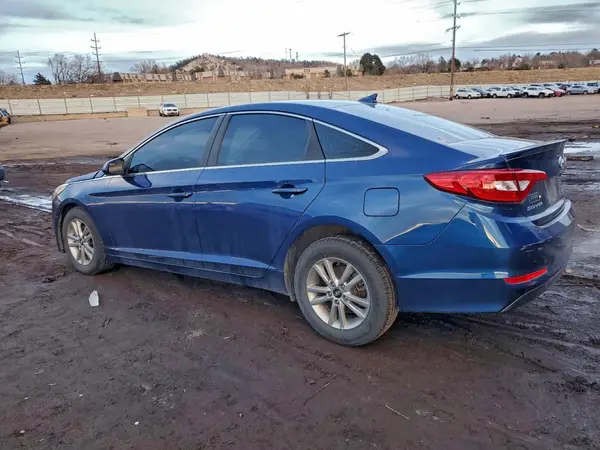 5NPE24AF2HH555783 2017 HYUNDAI SONATA - Image 2