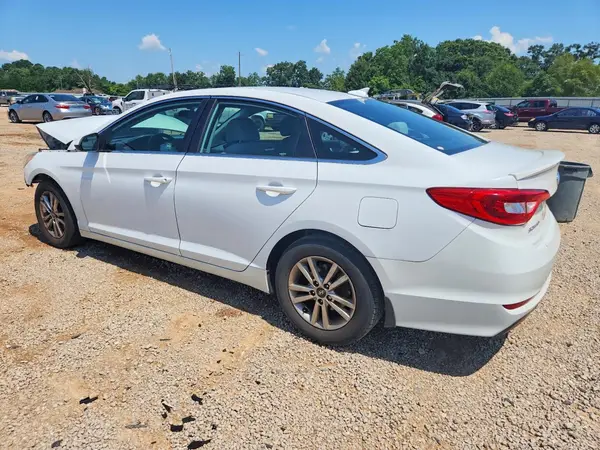 5NPE24AF2HH555895 2017 HYUNDAI SONATA - Image 2