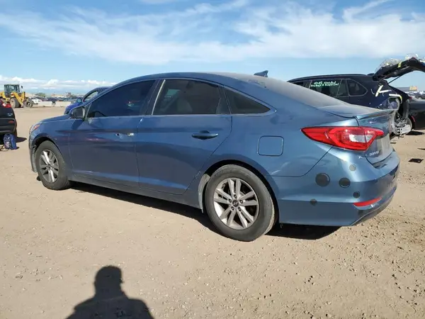 5NPE24AF2HH555976 2017 HYUNDAI SONATA - Image 2