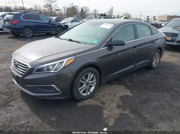 5NPE24AF2HH559140 2017 HYUNDAI SONATA - Image 2