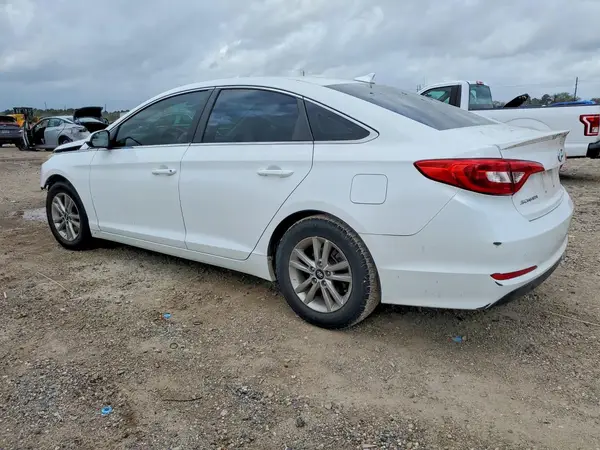 5NPE24AF2HH560031 2017 HYUNDAI SONATA - Image 2