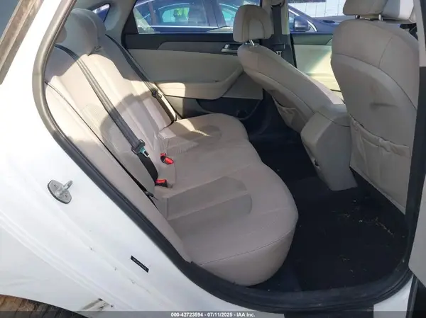 5NPE24AF2HH564029 2017 HYUNDAI SONATA - Image 8