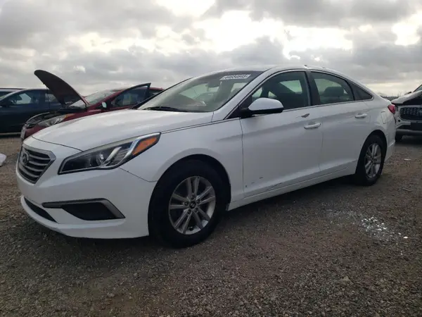 5NPE24AF2HH564760 2017 HYUNDAI SONATA - Image 1