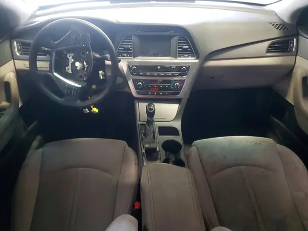 5NPE24AF2HH565925 2017 HYUNDAI SONATA - Image 8