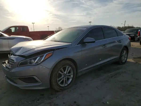 5NPE24AF2HH566864 2017 HYUNDAI SONATA - Image 1