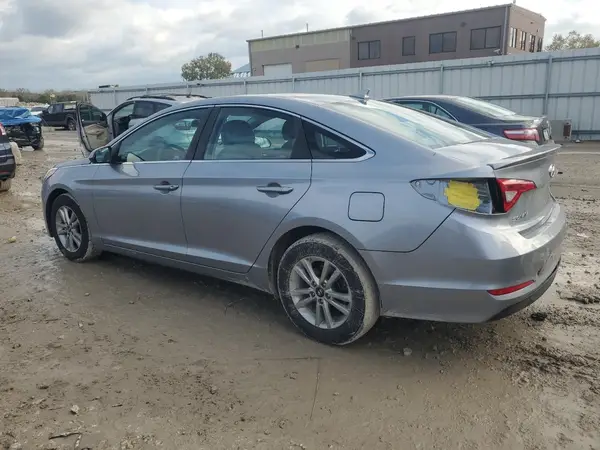 5NPE24AF2HH566878 2017 HYUNDAI SONATA - Image 2