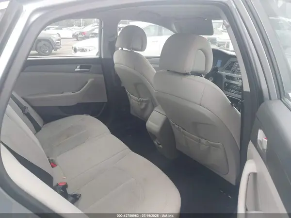 5NPE24AF2HH566895 2017 HYUNDAI SONATA - Image 8