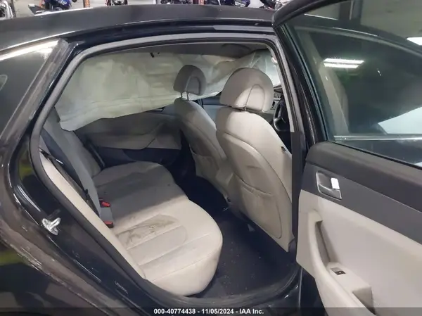 5NPE24AF2HH567044 2017 HYUNDAI SONATA - Image 8
