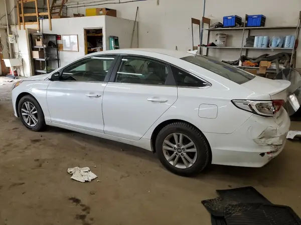 5NPE24AF2HH567724 2017 HYUNDAI SONATA - Image 2