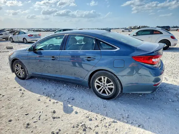 5NPE24AF2HH569604 2017 HYUNDAI SONATA - Image 2