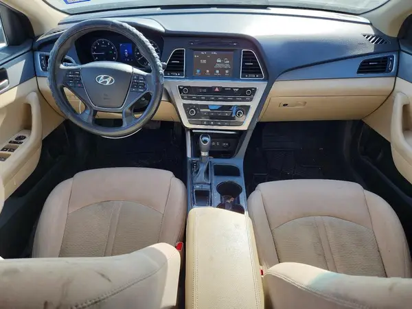 5NPE24AF2HH569604 2017 HYUNDAI SONATA - Image 8