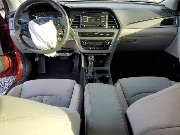 5NPE24AF2HH570705 2017 HYUNDAI SONATA - Image 8