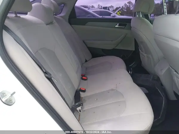 5NPE24AF2HH572647 2017 HYUNDAI SONATA - Image 8