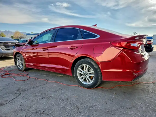 5NPE24AF2HH574172 2017 HYUNDAI SONATA - Image 2