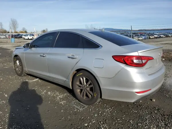 5NPE24AF2HH574544 2017 HYUNDAI SONATA - Image 2