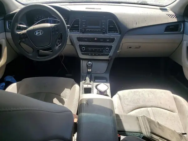 5NPE24AF2HH574821 2017 HYUNDAI SONATA - Image 8