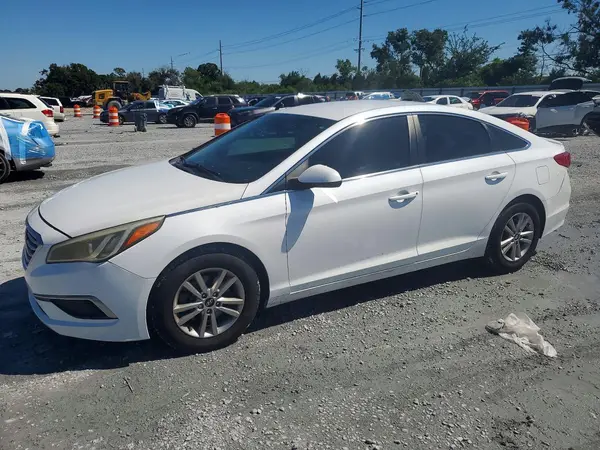5NPE24AF2HH582885 2017 HYUNDAI SONATA - Image 1