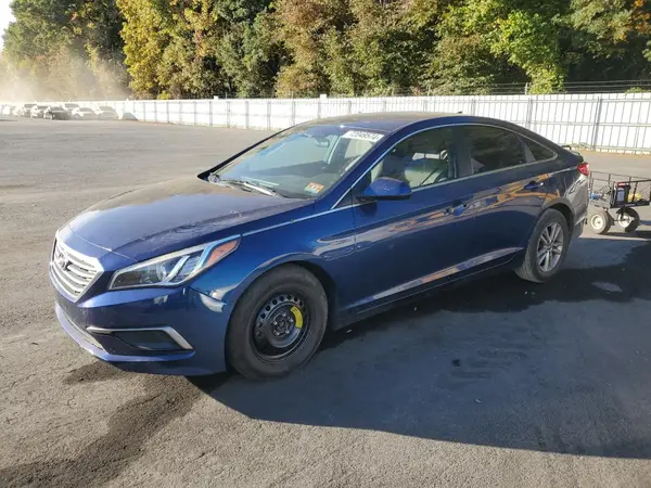 5NPE24AF2HH587438 2017 HYUNDAI SONATA - Image 1