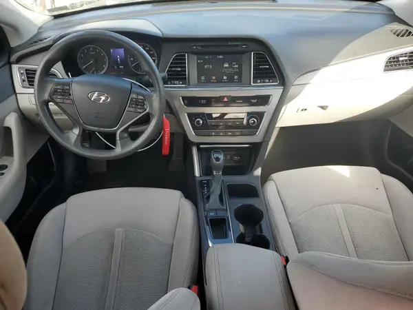 5NPE24AF2HH587715 2017 HYUNDAI SONATA - Image 8