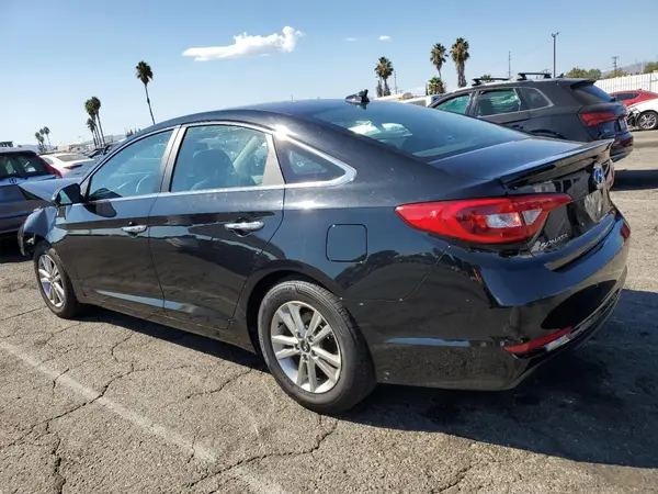 5NPE24AF2HH588413 2017 HYUNDAI SONATA - Image 2