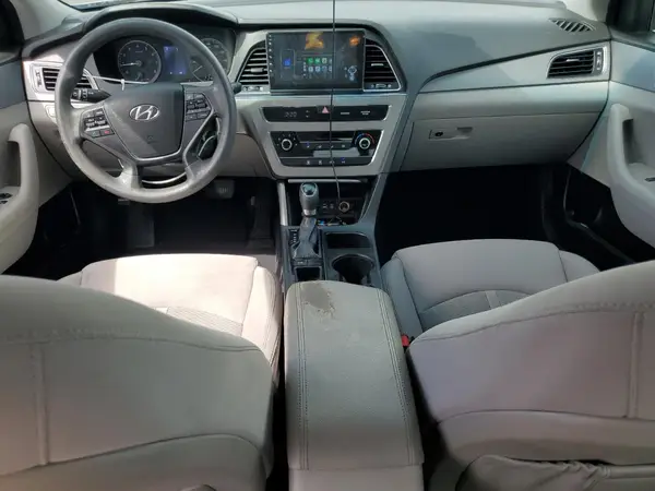 5NPE24AF2HH590033 2017 HYUNDAI SONATA - Image 8