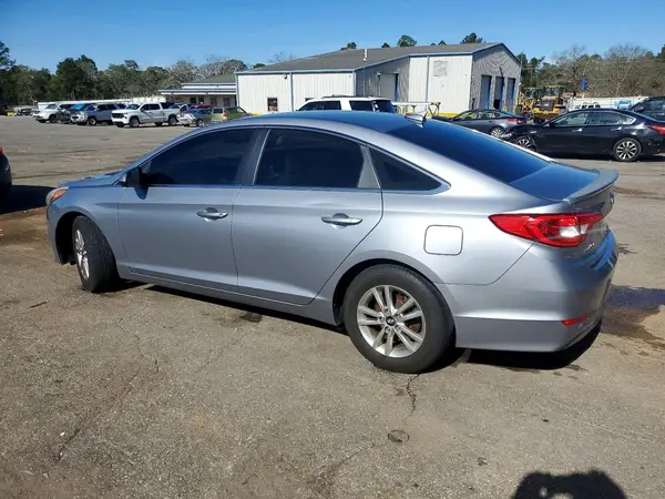 5NPE24AF2HH590484 2017 HYUNDAI SONATA - Image 2