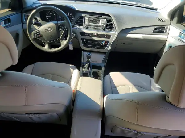 5NPE24AF2HH590484 2017 HYUNDAI SONATA - Image 8