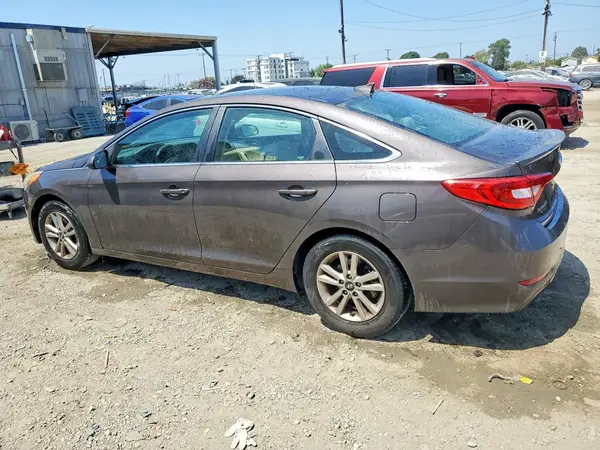 5NPE24AF2HH591652 2017 HYUNDAI SONATA - Image 2
