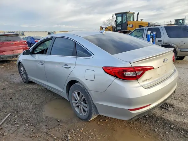 5NPE24AF2HH593952 2017 HYUNDAI SONATA - Image 2