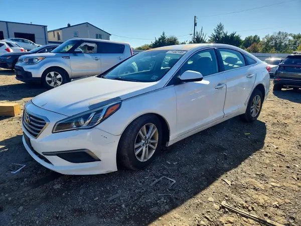 5NPE24AF2HH594793 2017 HYUNDAI SONATA - Image 1