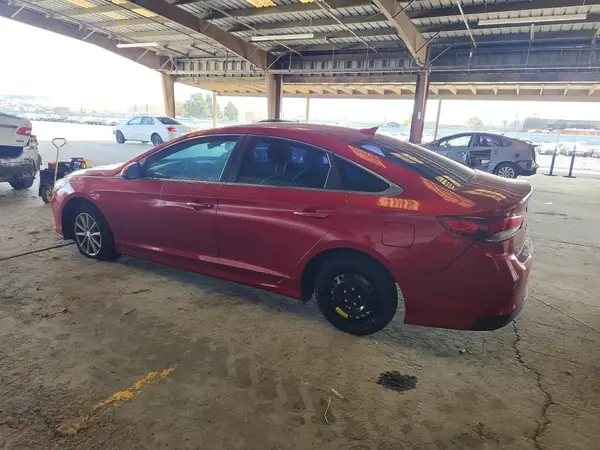 5NPE24AF2JH598400 2018 HYUNDAI SONATA - Image 2