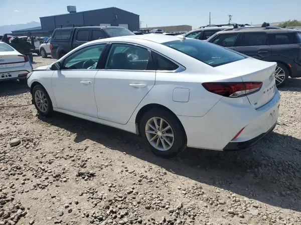 5NPE24AF2JH601375 2018 HYUNDAI SONATA - Image 2