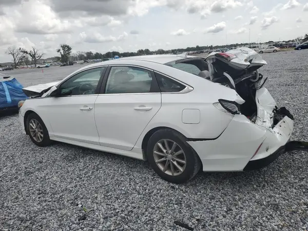 5NPE24AF2JH602607 2018 HYUNDAI SONATA - Image 2