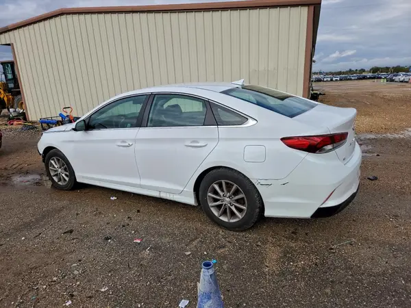 5NPE24AF2JH604471 2018 HYUNDAI SONATA - Image 2