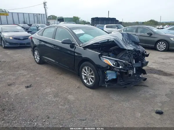 5NPE24AF2JH605216 2018 HYUNDAI SONATA - Image 1